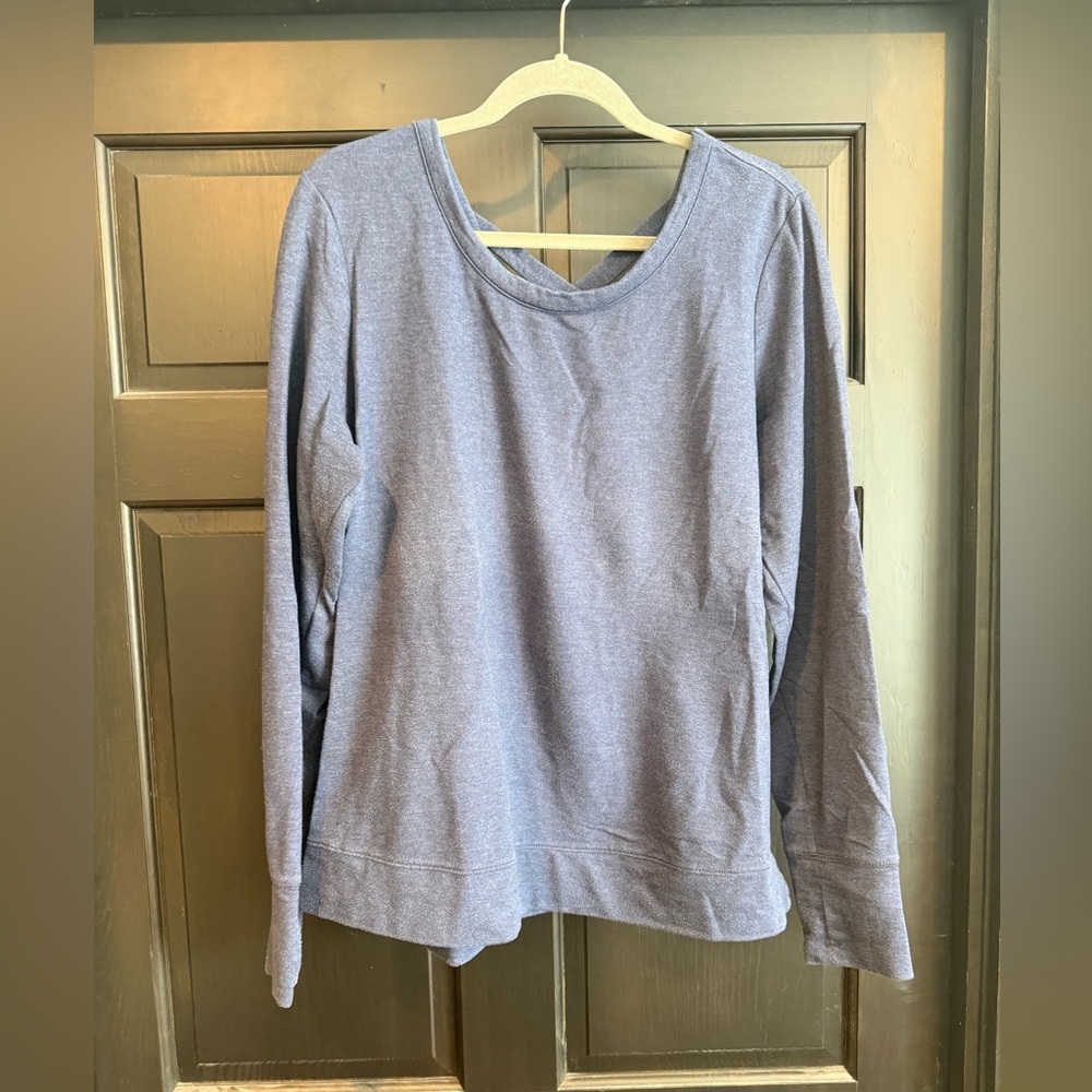Women’s Old Navy Active Long Sleeve Sweatshirt w/ Criss Cross Back Detail, XL
